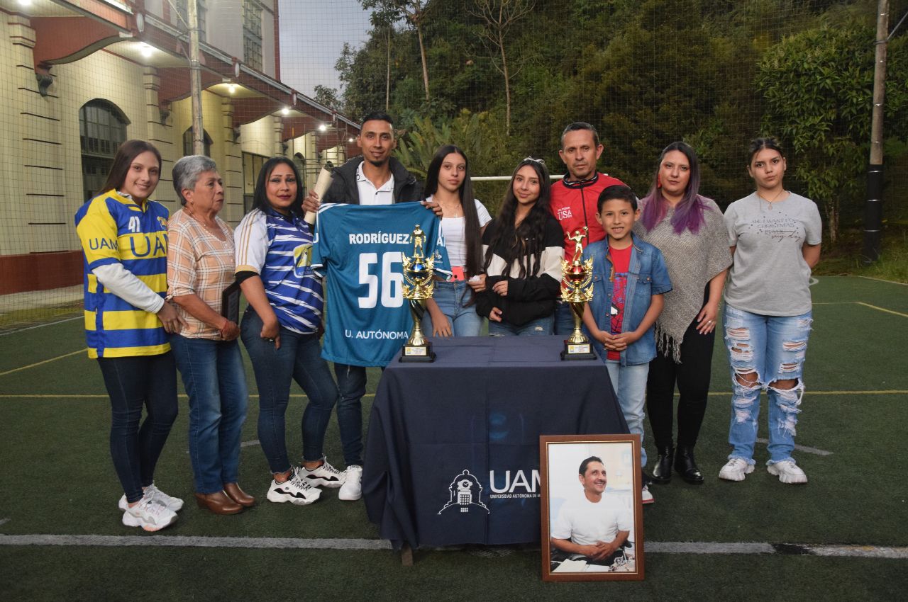 Homenaje-póstumo- Juan Carlos Rodríguez Llano