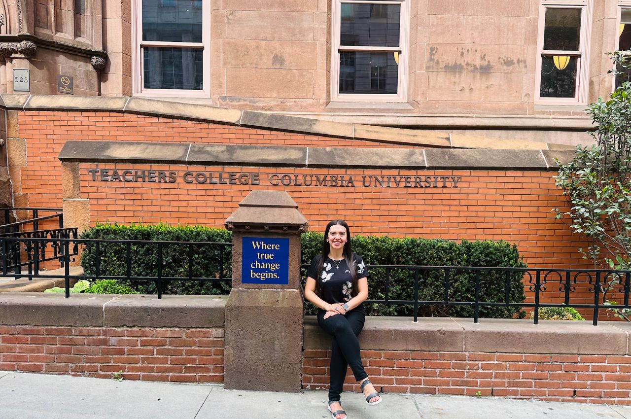 Docente del Instituto de Idiomas realiza pasantía doctoral en Columbia University.