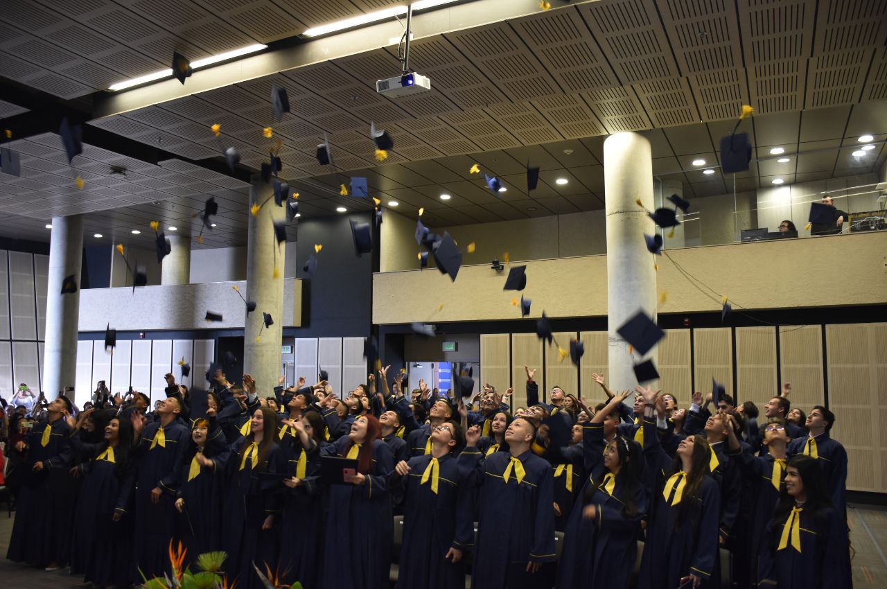 Un logro para los graduados del programa “La Universidad en Tu Colegio”.