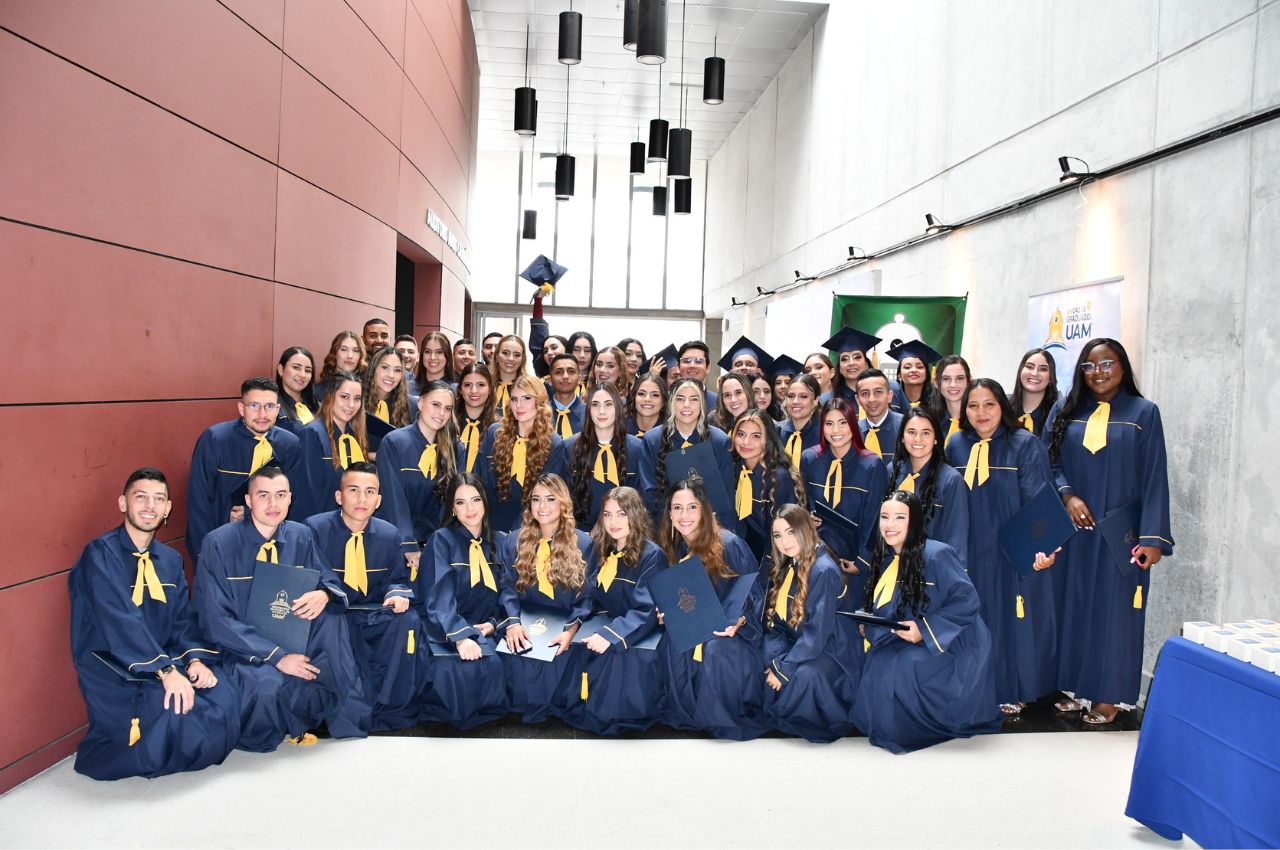 Celebramos el éxito de 170 nuevos graduados UAM.