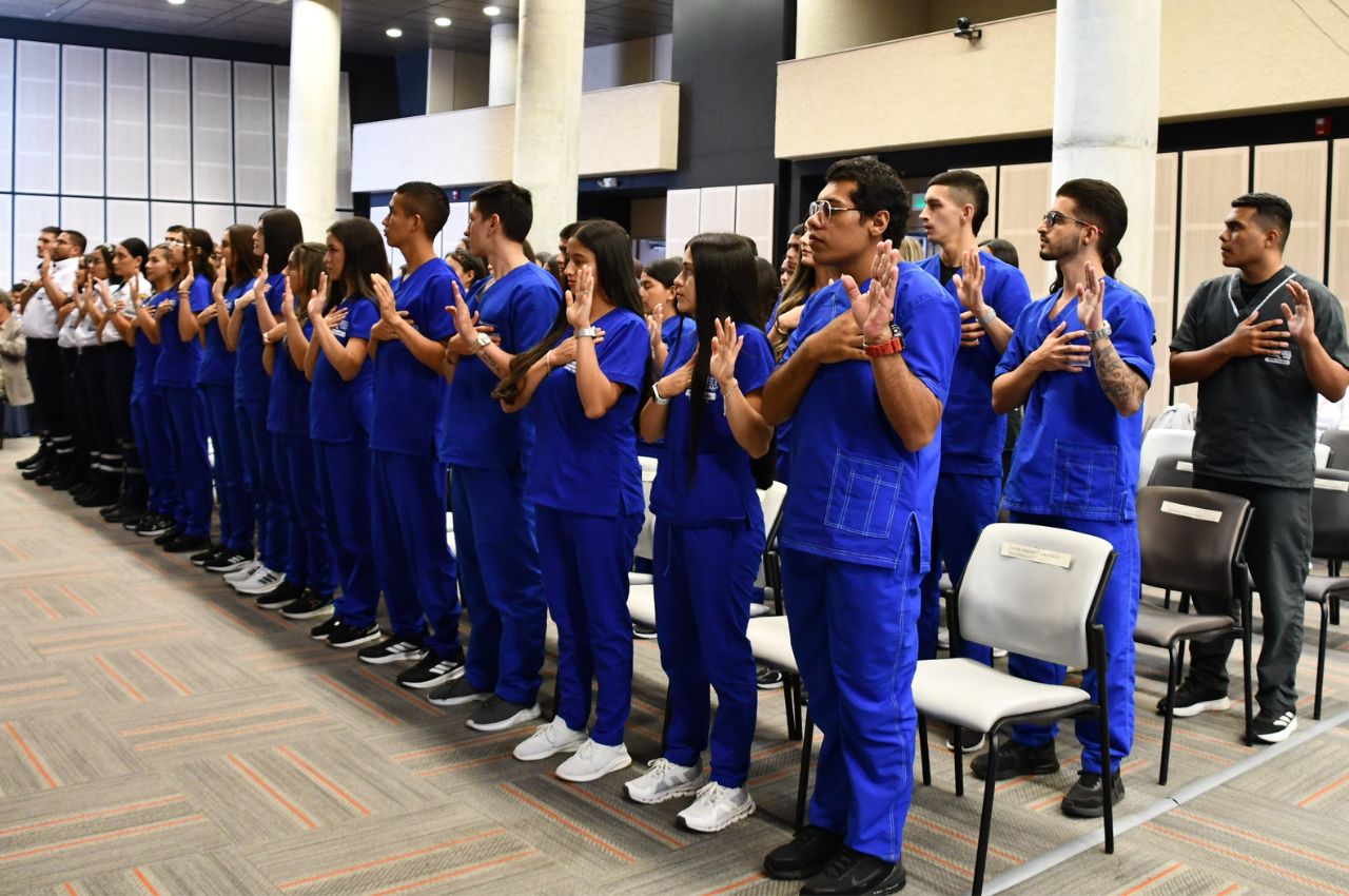 ceremonia de toma de promesa en la Facultad de Salud de la UAM un compromiso ético y profesional