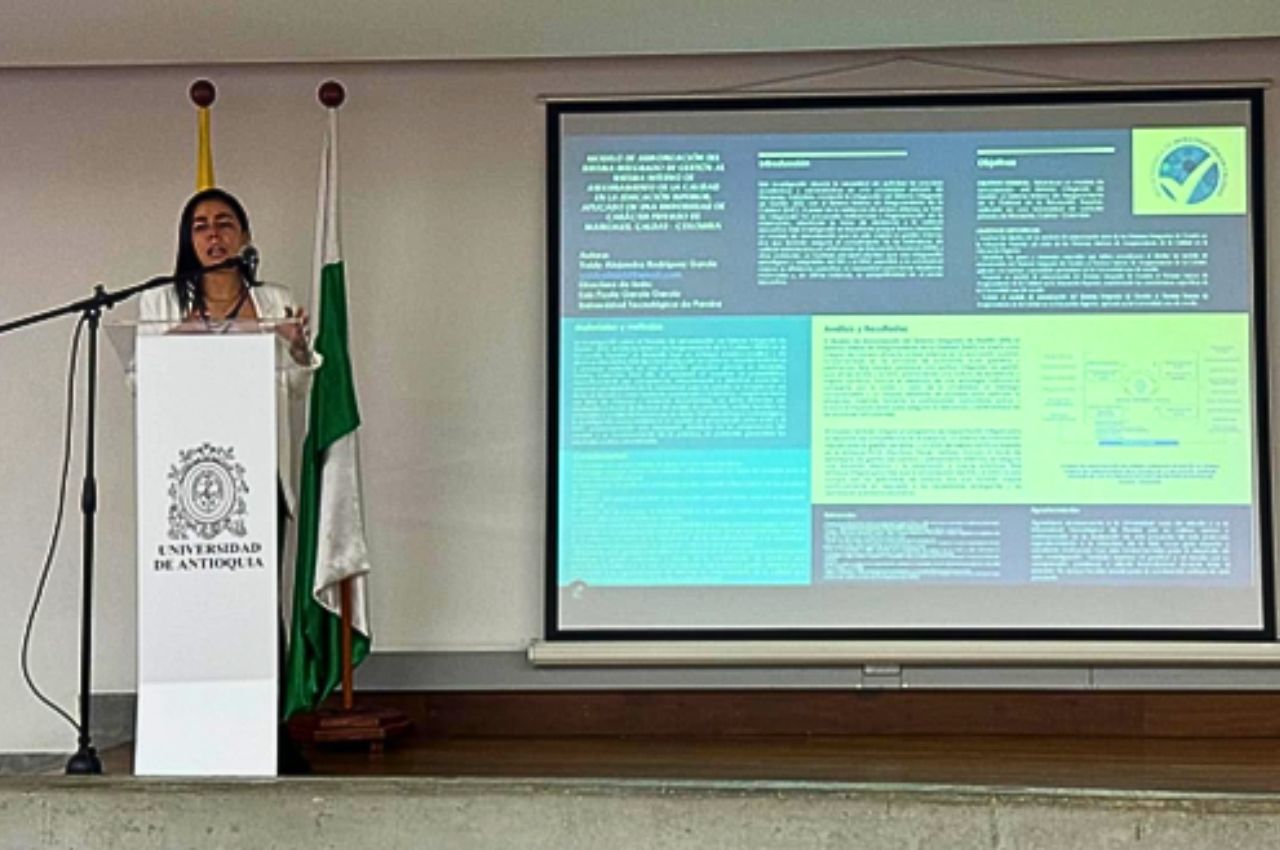 Docente UAM habla en conferencia sobre la Calidad en la educación