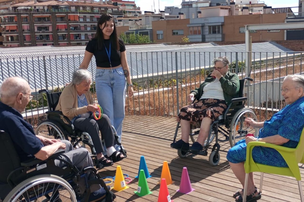 Estudiante UAM realiza práctica Internacional en residencias geriátricas en Barcelona