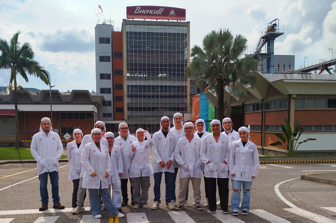 Estudiantes en Buencafé Liofilizado de Colombia realizaron visitas empresariales