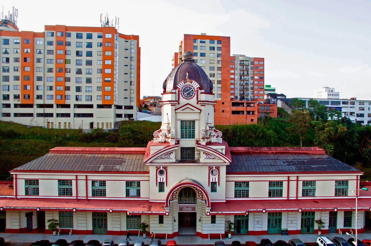 Estación del Ferrocarril de Manizales: símbolo de identidad y patrimonio histórico Antigua Estación del Ferrocarril de Manizales