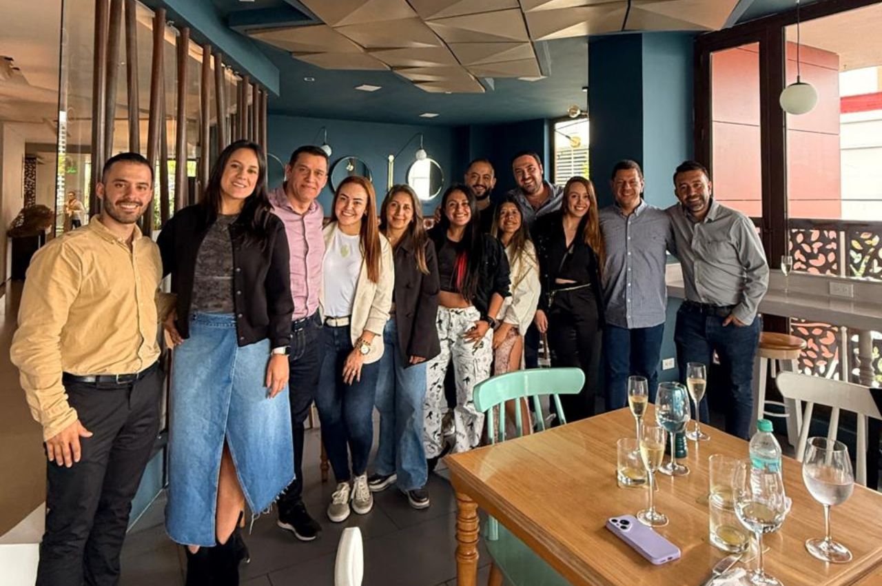 Maestría MBA UAM cerró cohorte con docente internacional Estudiantes y docentes de la Mestría MBA UAM