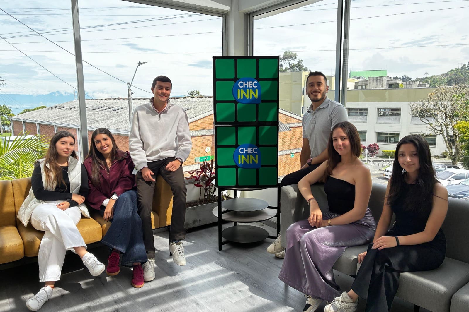 Estudiantes UAM impulsan la innovación y la sostenibilidad en CHEC Grupo EPM