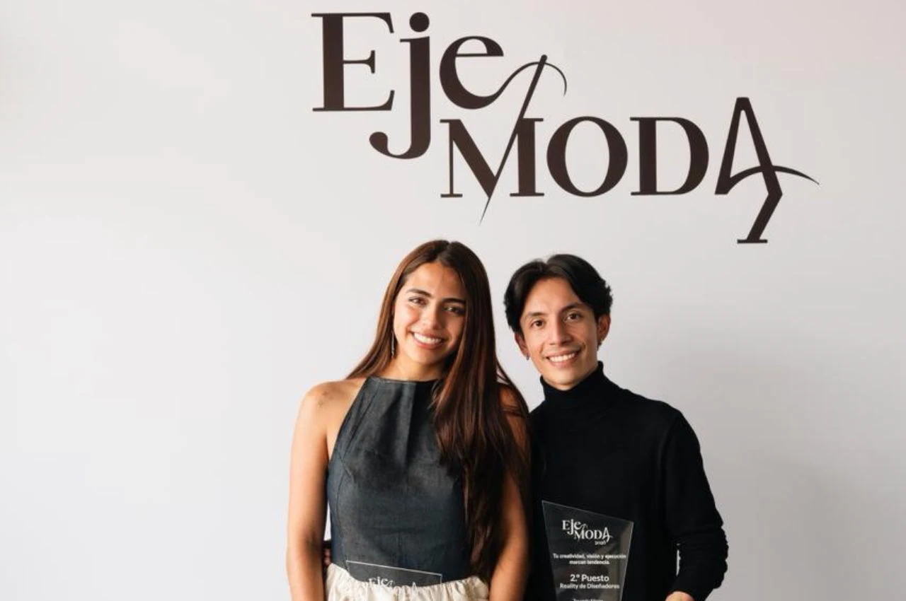 Estudiantes UAM en premiación de Eje Moda