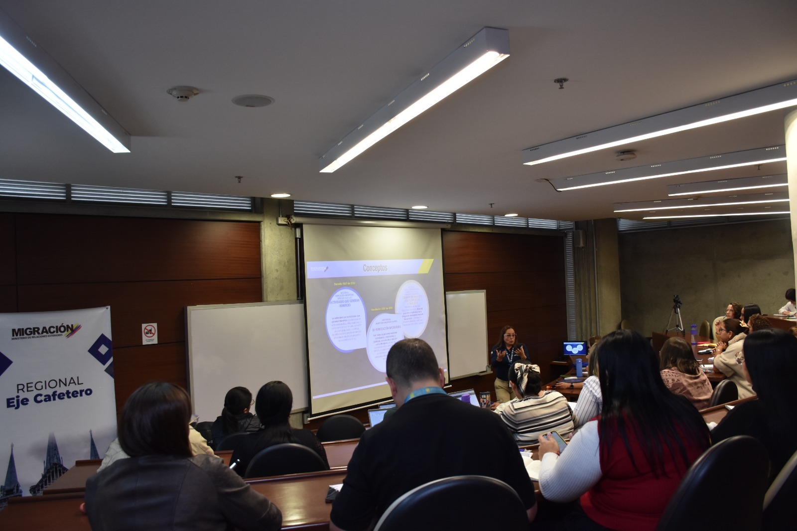 Migración Colombia fortalece gestión institucional en la UAM