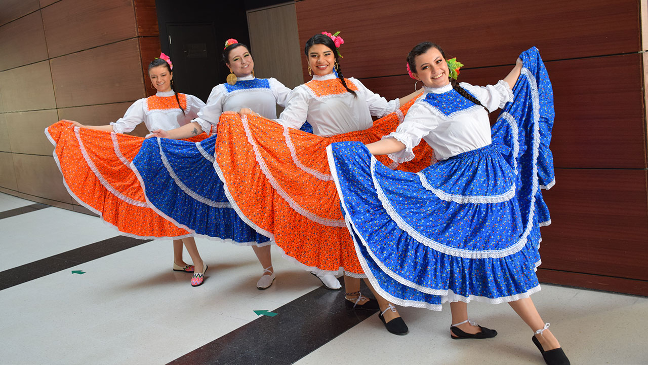 danzas en la UAM