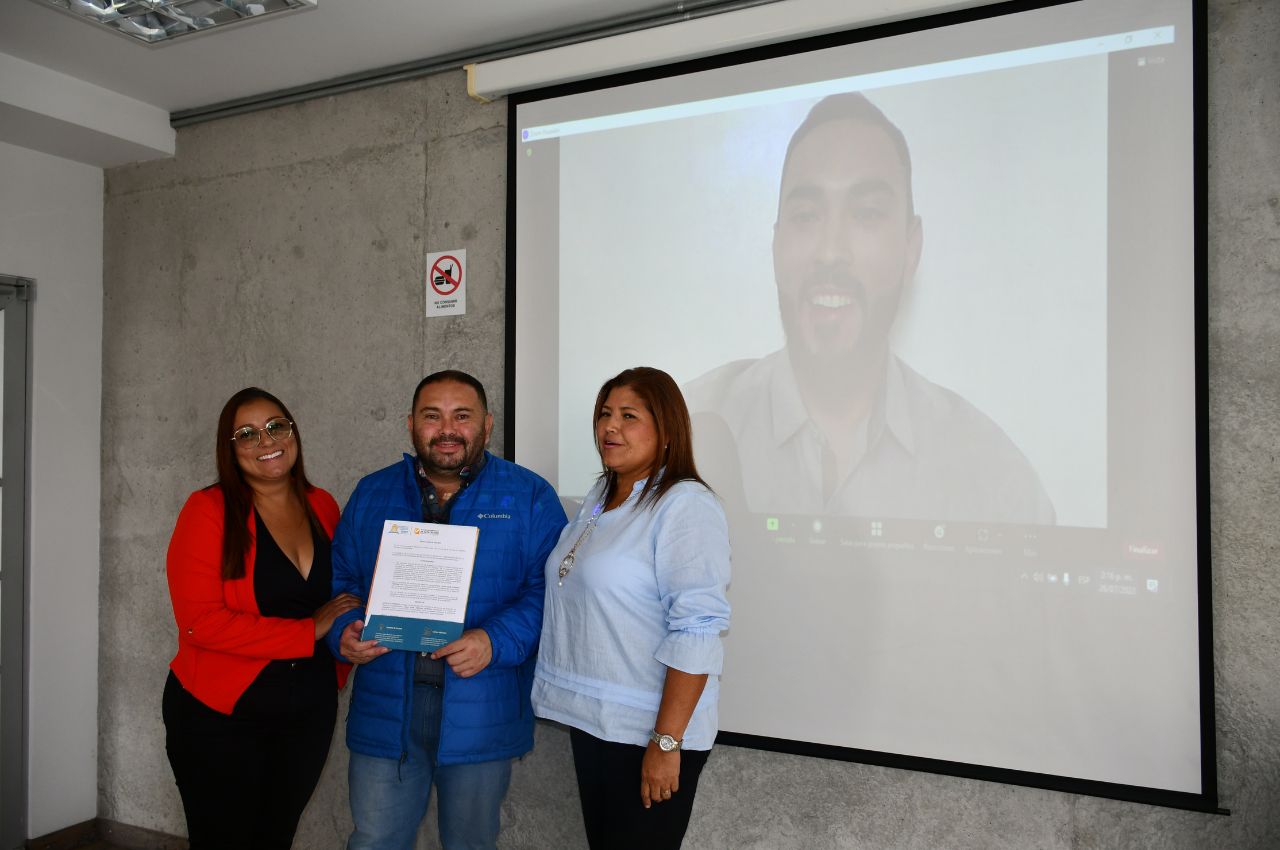 Juan José Arenas Heredia fue uno de los estudiantes que recibió esta distinción