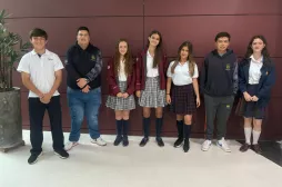 La UAM realiza homenaje a los mejores bachilleres. “La Noche de los Mejores” rindió homenaje a los mejores bachilleres.