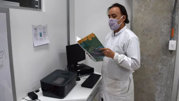 Equipo de ingeniería - Espectrofotómetro UV-Vis