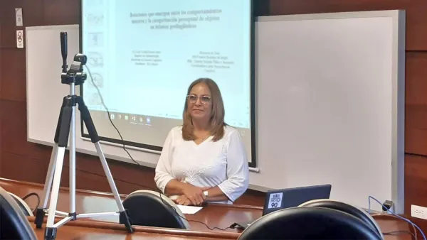 Lucy Evelin Pereira Ortiz, estudiante del Doctorado en Ciencias Cognitivas