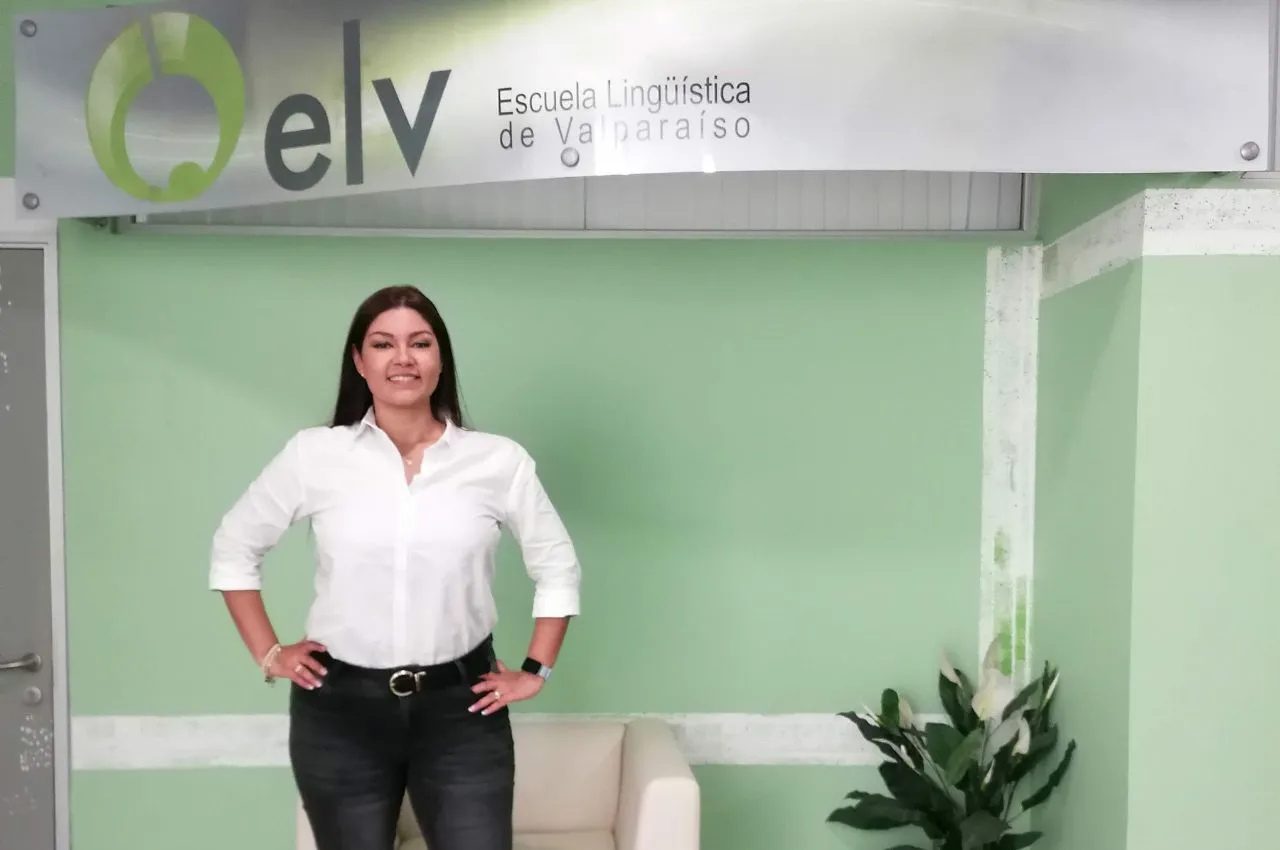 Docente UAM en seminario internacional de Neología