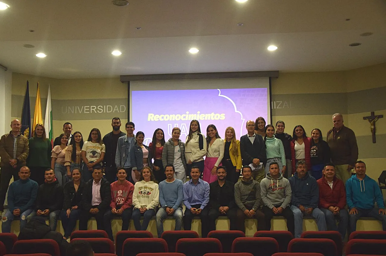 Artistas y deportistas fueron reconocidos en la UAM