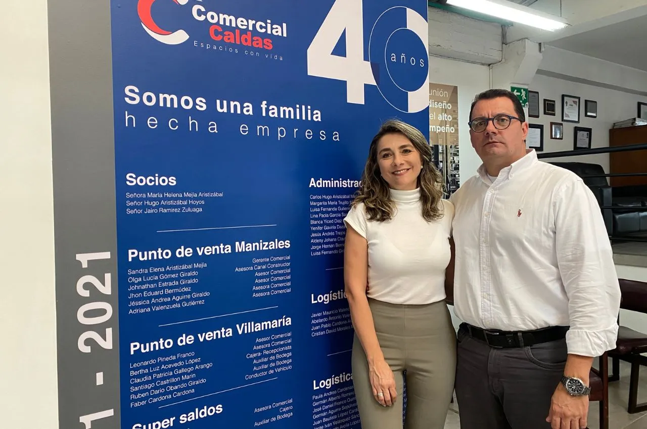 Hermanos y Graduados UAM lideran la reconocida empresa Comercial Caldas