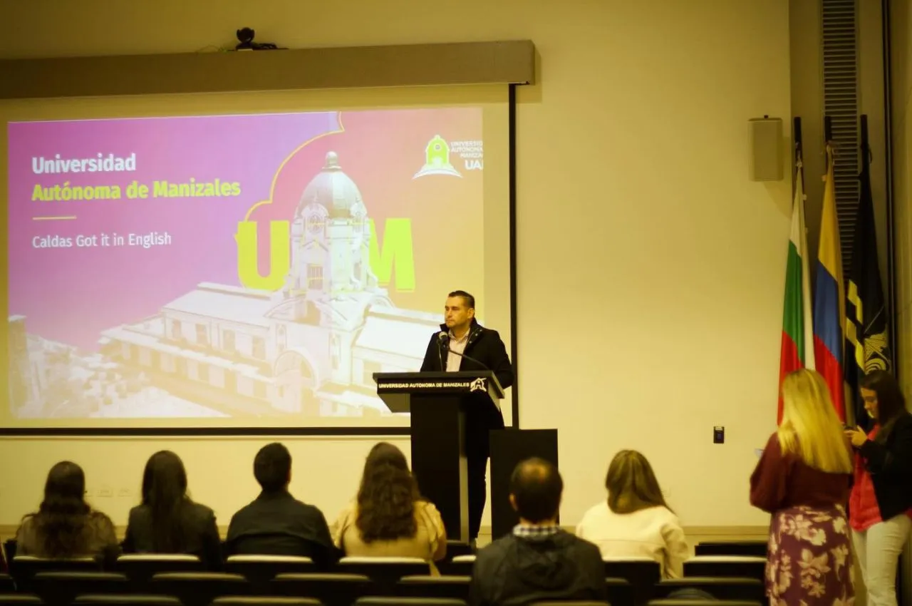 12 mil estudiantes de Caldas fortalecerán su inglés con la UAM y la Gobernación.