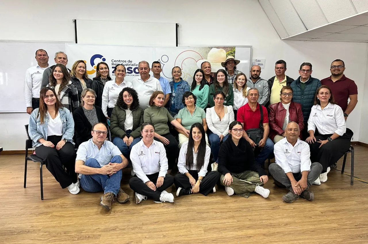 Personas del sector agroindustrial de caldas en capacitación en el Programa ZASCA
