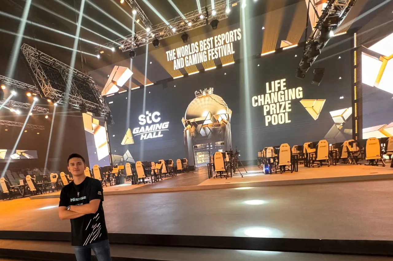 luis Alejandro Castellanos en el Esports World Cup (EWC) 2025, celebrada en la moderna SEF Arena de Riad, Arabia Saudita